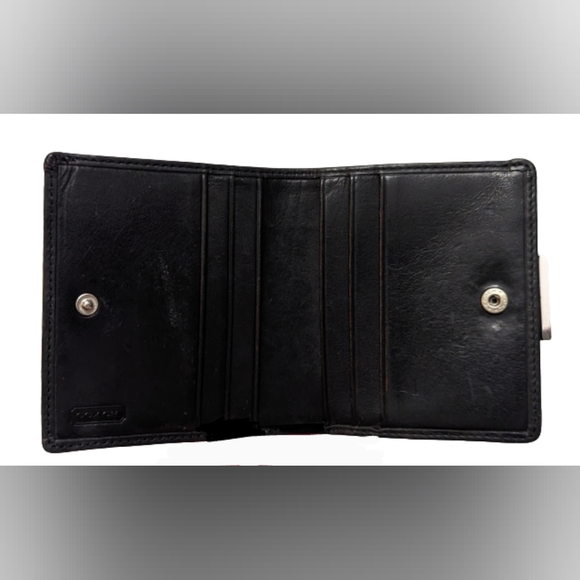 EUC Coach vintage black leather, top frame push lock closure, contrast white - Picture 5 of 12